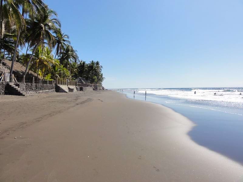 Playa El Zonte ,El Salvador